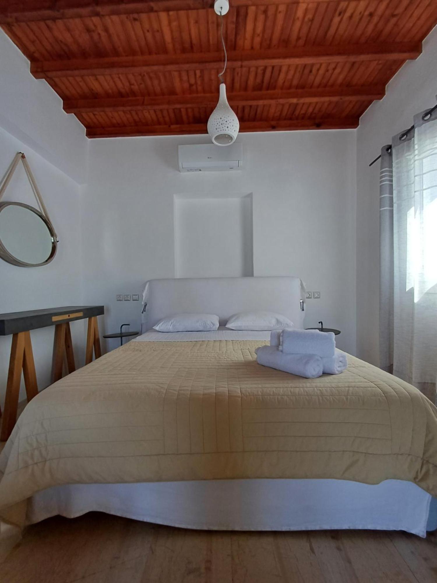 Manos Rooms Mykonos Town Exterior foto